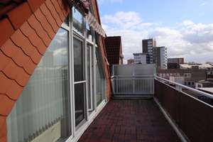 Helle 2-Zimmer-Dachgeschosswohnung mit Balkon und Aufzug. Nähe Musiktheater! – Wilhelminenstr. 39B, 45881 Schalke, Gelsenkirchen – Vorschaubild 19