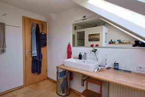 Helle 4,5-Zimmer-Maisonette-Wohnung mit Dachterrasse. Zentrale und ruhige Lage in Altenessen Süd – Die vollständige Adresse der Immobilie erhältst du vom Anbieter., 45326 Altenessen-Süd, Essen – Vorschaubild 33