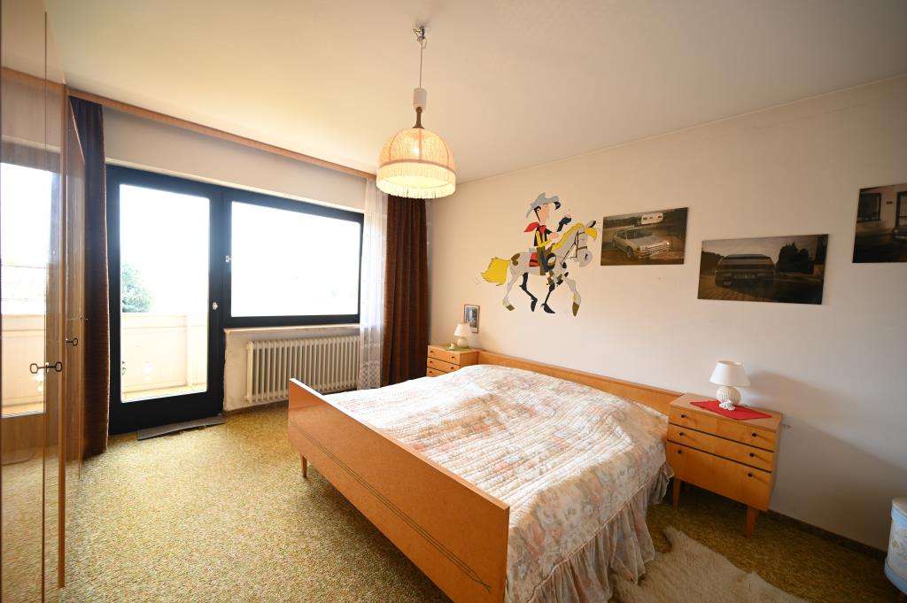 Immobilie in Breitenbrunn - Stilvoller Wohntraum - 
Großzügig Wohnen & Arbeiten & Leben!
  Breitenbrunn - Gimpertshausen - Bild 3