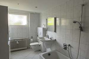 Helle 4-Zimmer Wohnung in Frankfurt-Berkersheim – Die vollständige Adresse der Immobilie erhältst du vom Anbieter., 60435 Berkersheim, Frankfurt am Main – Vorschaubild 4