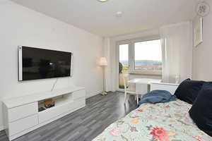 Modern möbliertes Apartment mit Balkon in Stuttgart West – Stuttgart – Vorschaubild 12