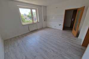 2-Zimmer-Wohnung plus Wohnküche mit neuem Bad+ neuen Böden – Posener Str. 9, 40231 Düsseldorf – Vorschaubild 6