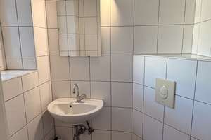 Großzügige Maisonettewohnung mit großer Terrasse in Düsseldorf-Unterbilk – 40627 Unterbilk, Düsseldorf – Vorschaubild 18