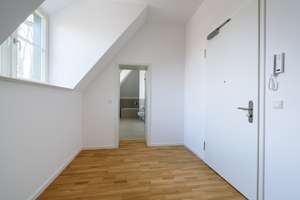 *Erstbezug* Einzigartige Wohnung mit Dachbalkon – Straße nach Fichtenwalde 3b, 14547 Beelitz – Vorschaubild 4