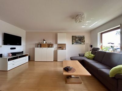 Brackenheim-Sonnige 3 Zimmer Wohnung  mit Balkon, EBK,Stellplatz und Garage