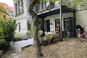 Charmante Wohnung mit Terrasse, Sondernutzungsrecht am Garten zwei Bädern und Stellplatz im belie...