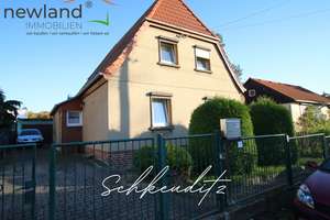 Ein Zuhause mit Charme und Freiraum – Einfamilienhaus mit großem Grundstück in Schkeuditz! – Die vollständige Adresse der Immobilie erhältst du vom Anbieter., 4435 Schkeuditz – Vorschaubild 1