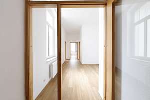 Provisionsfrei - Stadtf. Ost: Altbau-Highlight - Parkett, hohe Decken, EBK, Tageslichtbad BW&Dusche – Goethestraße 17, 39108 Stadtfeld Ost, Magdeburg – Vorschaubild 3