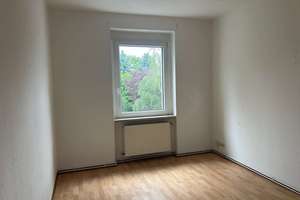 Familienwohnung mit separaten Zimmern, Küche mit Balkon mit Blick ins Grüne! – Damaschkestraße 101, 6110 Damaschkestraße, Halle (Saale) – Vorschaubild 13