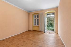 Altbauwohnung mit Garten im Hinterhaus – Ruhe, Potenzial und Echtholzdielen