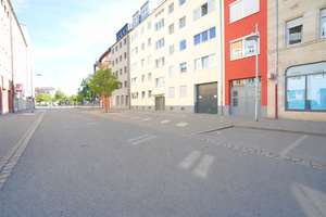 Top gepflegte 2-Zimmer-Wohnung mit Balkon und Stellplatz in zentraler Lage in Nürnberg
