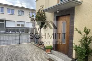 Freistehendes Wohnhaus mit 3 Mietparteien in Offenbach am Main -Kapitalanlage-