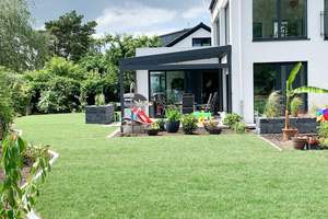 Preis angepasst | Übergabe flexibel Modernes Architektenhaus in Feldrandlage von Broitzem – Pool – Die vollständige Adresse der Immobilie erhältst du vom Anbieter., 38122 Broitzem, Braunschweig – Vorschaubild 2