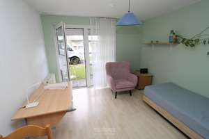 Charmantes Erdgeschossapartment mit Terrasse in unmittelbarer Uninnähe in Regensburg! – Die vollständige Adresse der Immobilie erhältst du vom Anbieter., 93053 Galgenberg, Regensburg – Vorschaubild 2