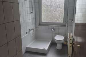 Frisch renovierte 3-Zimmer Wohnung in Unter den Ulmen 32, 47137 Duisburg – Die vollständige Adresse der Immobilie erhältst du vom Anbieter., 44787 Gleisdreieck, Bochum – Vorschaubild 5