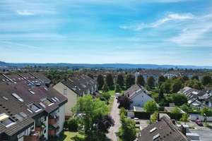 Großzügige 4-Zimmer-Maisonettewohnung mit TG-Stellplatz in Karlsruhe – Die vollständige Adresse der Immobilie erhältst du vom Anbieter., 76139 Waldstadt, Karlsruhe – Vorschaubild 9