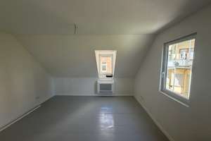 Ehemaliges Gärtnerhaus im Hinterhof in absolut ruhiger Lage  in Karlsruhes Südweststadt – Die vollständige Adresse der Immobilie erhältst du vom Anbieter., 76133 Südweststadt, Karlsruhe – Vorschaubild 4