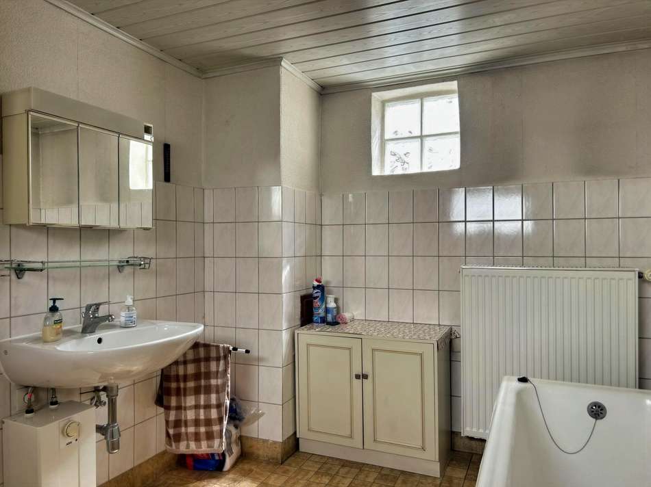 Badezimmer im Erdgeschoss