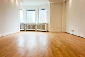 Exklusive Villa an der Cecilienallee – Wohnen und Arbeiten in Düsseldorfs feinster Rheinlage – Die vollständige Adresse der Immobilie erhältst du vom Anbieter., 40474 Golzheim, Düsseldorf – Vorschaubild 14