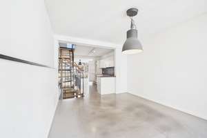 Familienglück im Zentrum – Modernes Stadthaus mit 6 Zi., Terrasse & Dachbalkon | Reutlingen – Die vollständige Adresse der Immobilie erhältst du vom Anbieter., 72764 Reutlingen-Mitte, Reutlingen – Vorschaubild 10