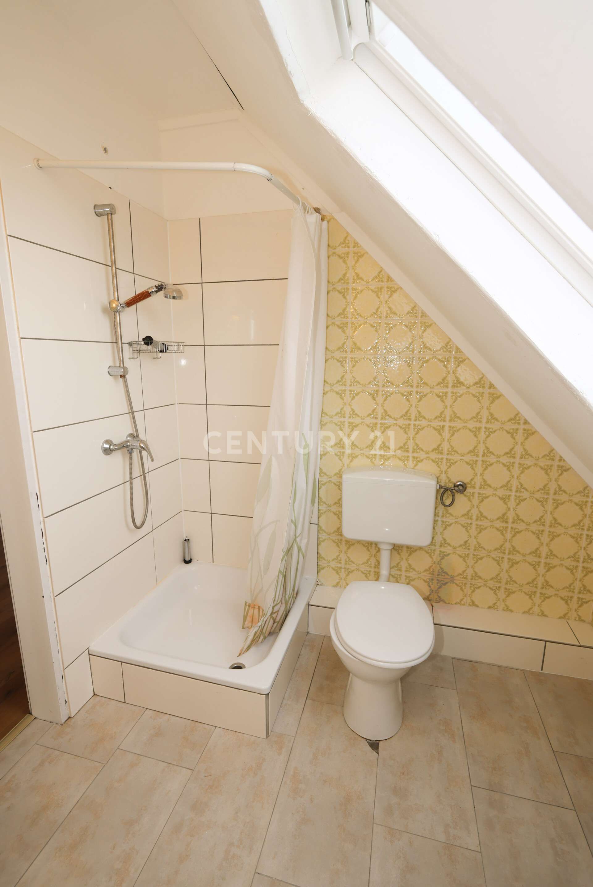 Immobilie in Bad Bentheim - Großes EFH mit drei Garagen auf großem Grundstück! - Bild 6