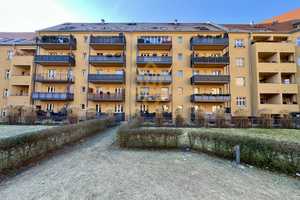 Property thumbnail 8