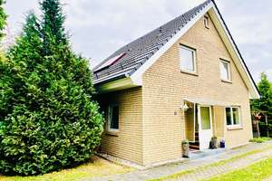 2 Einfamilienhäuser auf großem Grundstück in ruhiger Lage von Neuenhagen - sofort bezugsfrei! – Die vollständige Adresse der Immobilie erhältst du vom Anbieter., 15366 Neuenhagen bei Berlin – Vorschaubild 2