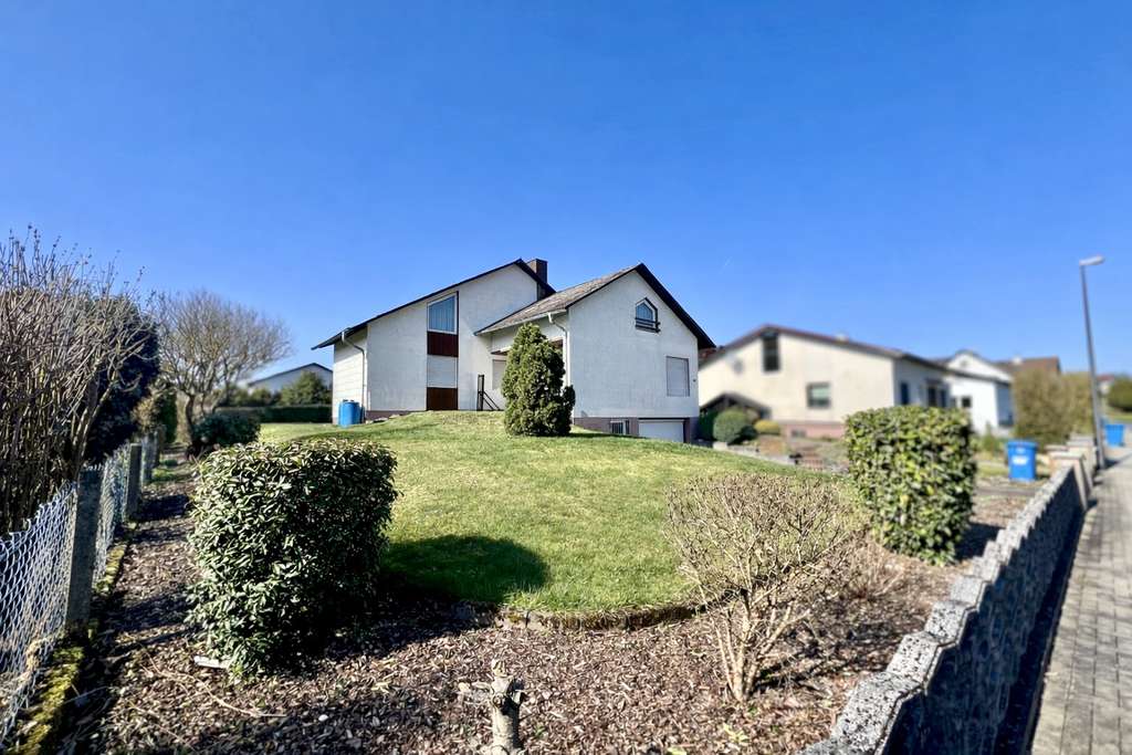 Immobilie in Löhnberg - „Falkenflug“ – Ein Zuhause, das Ihnen Flügel verleiht - Bild 0