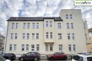 2-Zimmer-Wohnung mit Balkon, Wanne & Dusche, Einbauküche & Abstellraum in Uni-Nähe