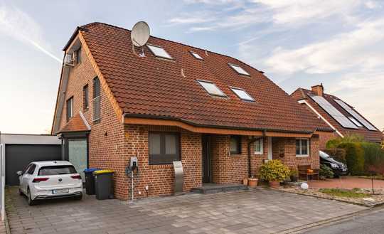 Familienfreundliches Wohnen in Senden – Modernisierte Doppelhaushälfte mit vielen Extras