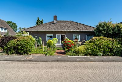 Großzügiger Bungalow in Emstek – Barrierefreies Wohnen auf einem attraktiven Grundstück mit viel ...
