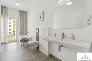 4-room apartment with sunny balcony, elevator, and underfloor heating –📞0178-8236274 – Die vollständige Adresse der Immobilie erhältst du vom Anbieter., 10243 Friedrichshain, Berlin – Vorschaubild 6