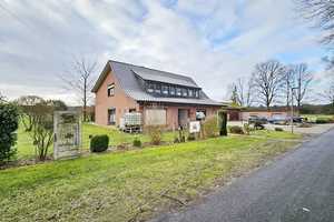 *** reserviert *** immo-schramm.de: Gepflegte Hofstelle: gr. 1-2-FH plus App., Nebengebäude, – Rotenburg (Wümme) (Kreis) – Vorschaubild 2