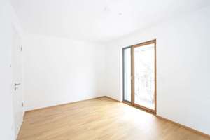 Moderne 2-Zi-Gartenwohnung mit 2 Terrassen in bester Villenlage nahe Pasinger Stadtpark +EBK+Parkett – Die vollständige Adresse der Immobilie erhältst du vom Anbieter., 81243 Pasing, München – Vorschaubild 11