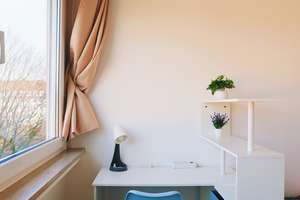 8-min to HBF: Furnished, Sunny [PRIVATE ROOM in WG] Next to S+U-Bahn [U6], Large Kitchen-Diner – Konrad-Peutinger-Straße 21, 81373 Mittersendling, München – Vorschaubild 3
