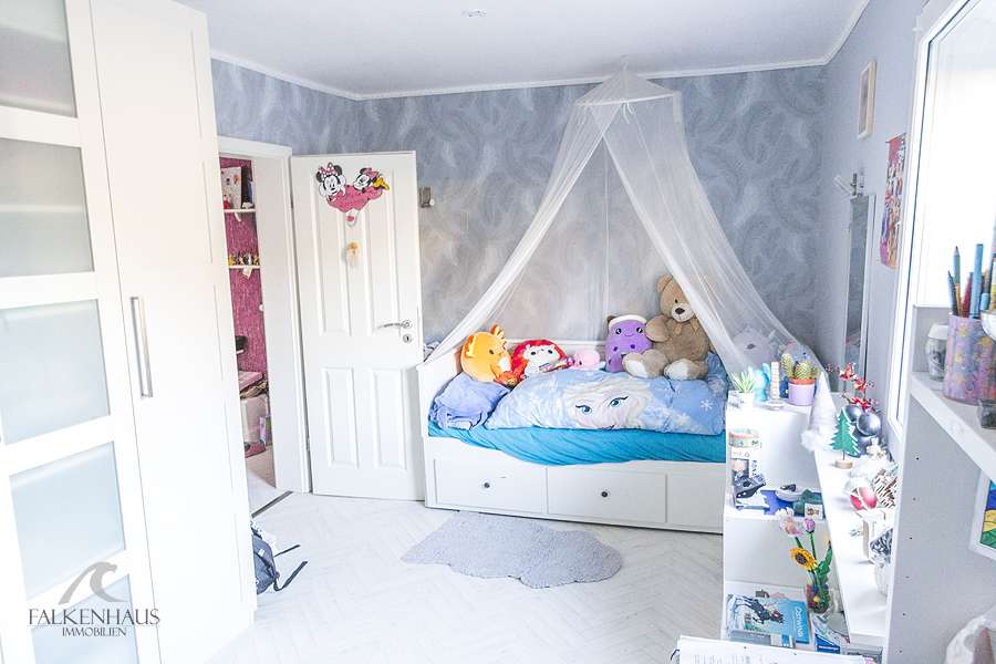 Immobilie in Remscheid - Wovon Großfamilien träumen 
Einfamilienhaus mit Garten, 2 Terrassen und mitten im Zentrum - Bild 6