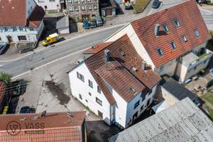 Sanierungsbedürftiges - 3 Familienhaus teilweise noch vermietet – Die vollständige Adresse der Immobilie erhältst du vom Anbieter., 74842 Billigheim – Vorschaubild 2