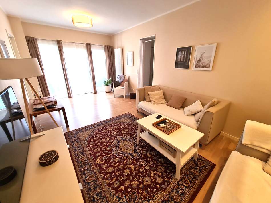 mit Terrassen-/u. Gartenzugang