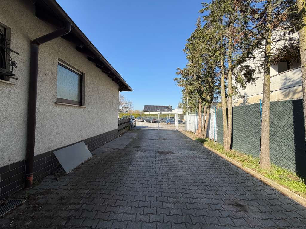 Immobilie in Bickenbach - Wohnen und Arbeiten in Bickenbach - Bungalow mit Gewerbehalle - Bild 4