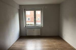 Gemütliche Wohnung in Duisburg-Rheinhausen-City, 2 Zimmer, große Küche, Bad, großer ruhiger Balkon – Krefelder Str. 42, 47226 Hochemmerich, Duisburg – Vorschaubild 9