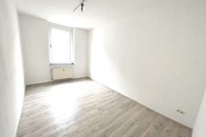 Renovierte 2,5-Zimmer-Wohnung mit Küche u. Wintergarten in Frohnhausen – Kuglerstrasse 31, 45144 Frohnhausen, Essen – Vorschaubild 12