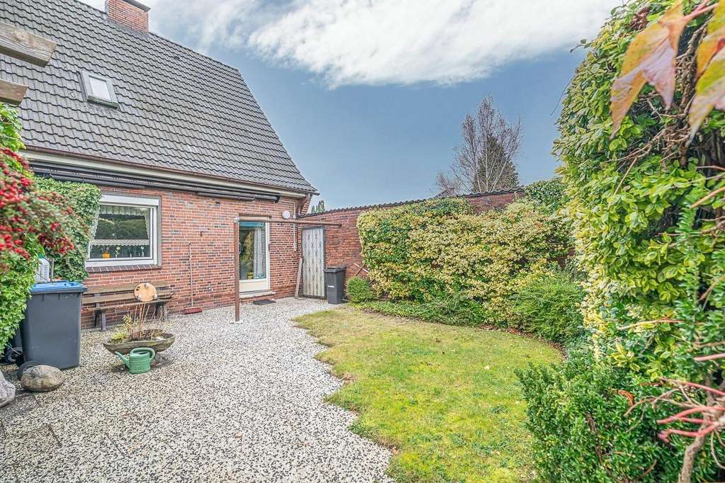 Immobilie in Sande - Wohnhaus mit viel Potential in bester Lage - Bild 4