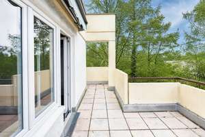 Wohnen in begehrter Lage mit großzügiger Terrasse – Die vollständige Adresse der Immobilie erhältst du vom Anbieter., 81245 Obermenzing, München – Vorschaubild 2