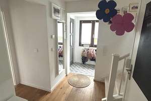 Einziehen und wohlfühlen: Stilvolles EFH mit Garten, Nolte-Küche & ausgebautem Spitzboden – Die vollständige Adresse der Immobilie erhältst du vom Anbieter., 70469 Feuerbach-Mitte, Stuttgart – Vorschaubild 8