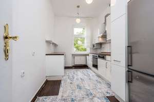 Charmante, geräumige Altbau-Wohnung im Zentrum von Tegel - Bezugsfrei zum Wunschzeitraum – Die vollständige Adresse der Immobilie erhältst du vom Anbieter., 13507 Tegel, Berlin – Vorschaubild 6