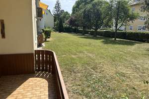 Ruhige und zentral gelegene Wohnung - frisch renoviert mit EBK und traumhaftem Südbalkon
