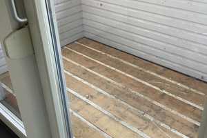 Schöne kleine 3 Zimmer Wohnung in ruhiger Lage mit Anmietung eines separaten Stellplatzes! – Heinz-Bongartz-Str. 14, 1239 Dresden – Vorschaubild 11