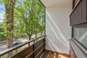 Helle 3-Zimmer-Wohnung mit Kamin und sonnigem Südbalkon in Solln – Die vollständige Adresse der Immobilie erhältst du vom Anbieter., 81479 Solln, München – Vorschaubild 12