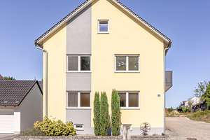 Freistehendes 2 Parteienhaus mit Ausbaupotenzial in bester Wohnlage! – Die vollständige Adresse der Immobilie erhältst du vom Anbieter., 85098 Großmehring – Vorschaubild 4