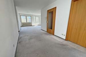 Innenstadtlage mit Gestaltungsspielraum: 3-Zimmer-Wohnung mit Tiefgaragenstellplatz! – Die vollständige Adresse der Immobilie erhältst du vom Anbieter., 72764 Reutlingen-Mitte, Reutlingen – Vorschaubild 7